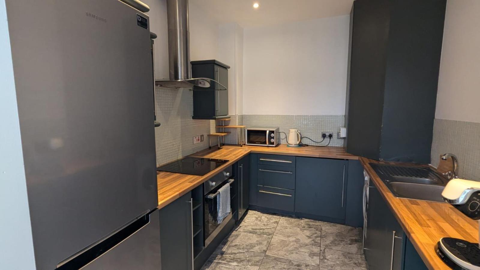 Spacious 2 Bed Apartment In Manchester City Centre Exterior photo